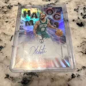 Boston Celtics Trading Card with Autograph